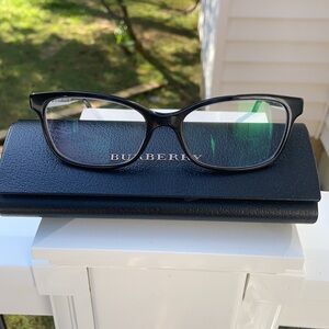 Burberry prescription glasses